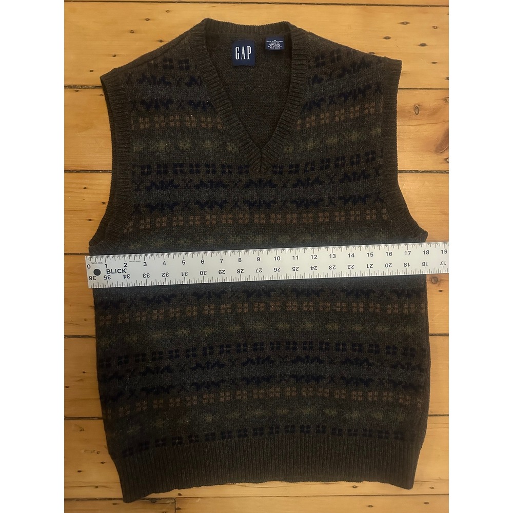 cozy grandpa 90s Vintage Gap 100% wool sweater vest - Picture 6 of 7